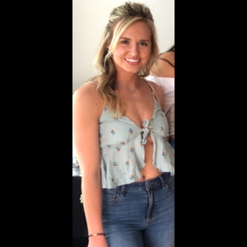 Blue floral tie crop top